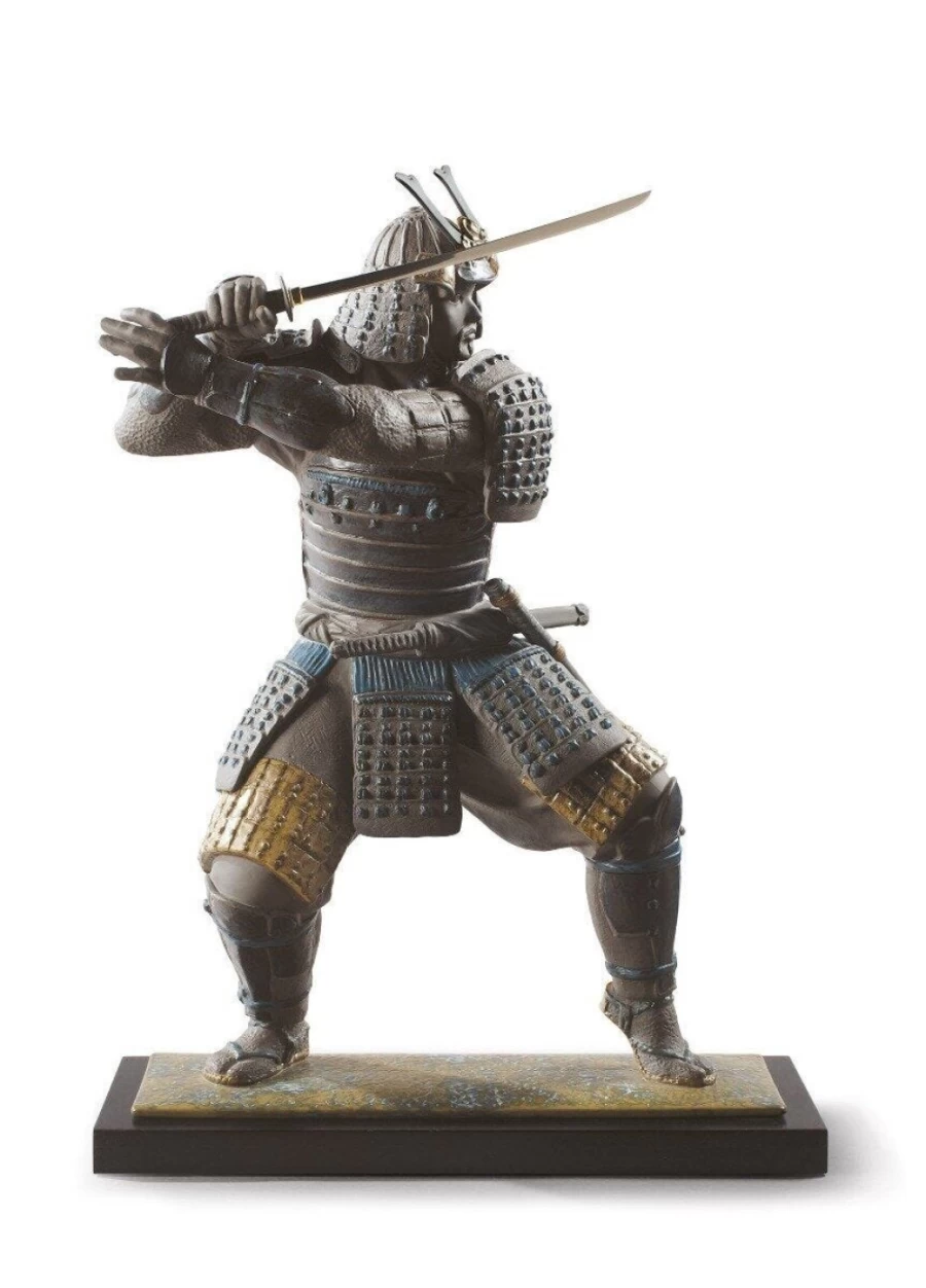 "Lladró Samurai Warrior Porcelain Figurine – Handcrafted Japanese Art Collectible"