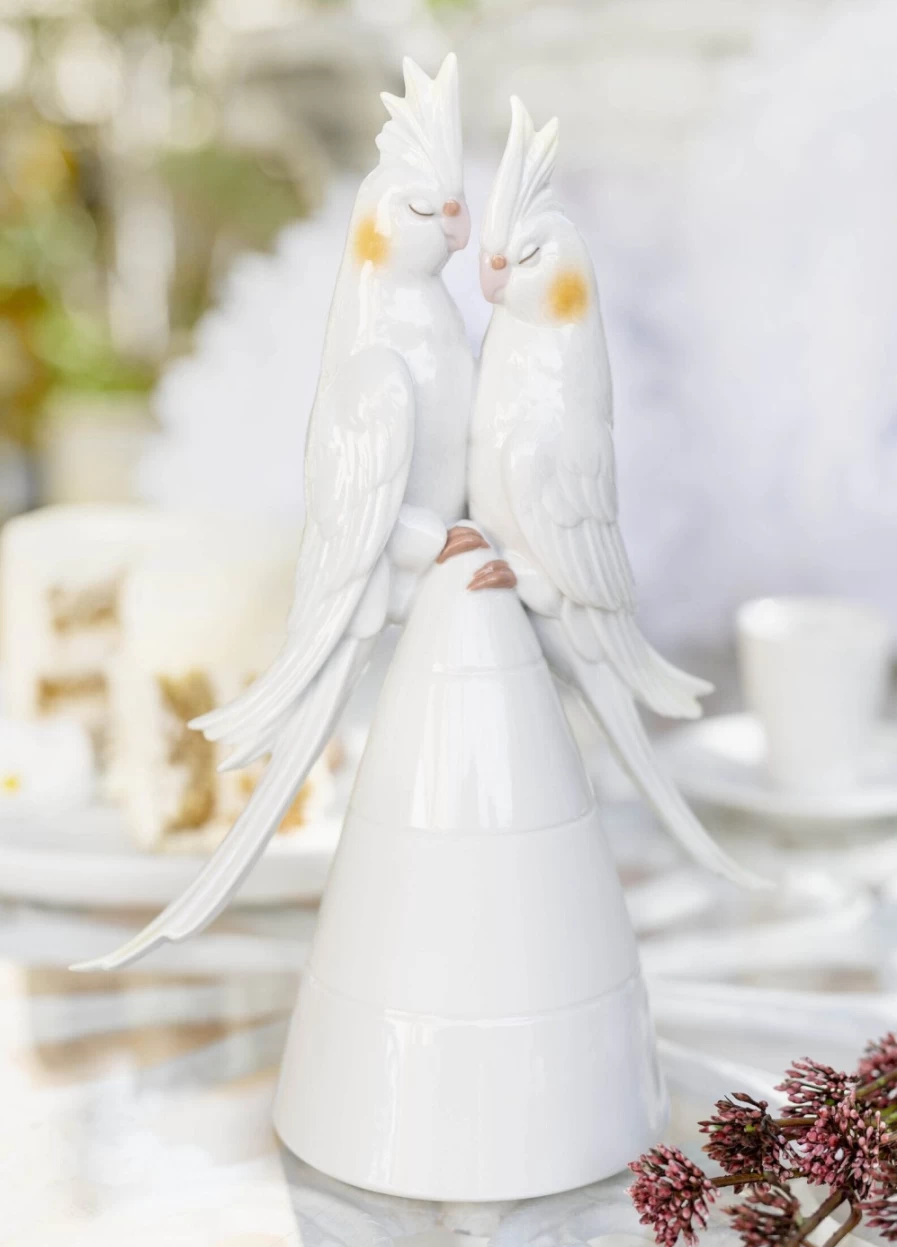 Lladró Nymphs In Love Porcelain Figurine - Handcrafted Collectible Art Piece