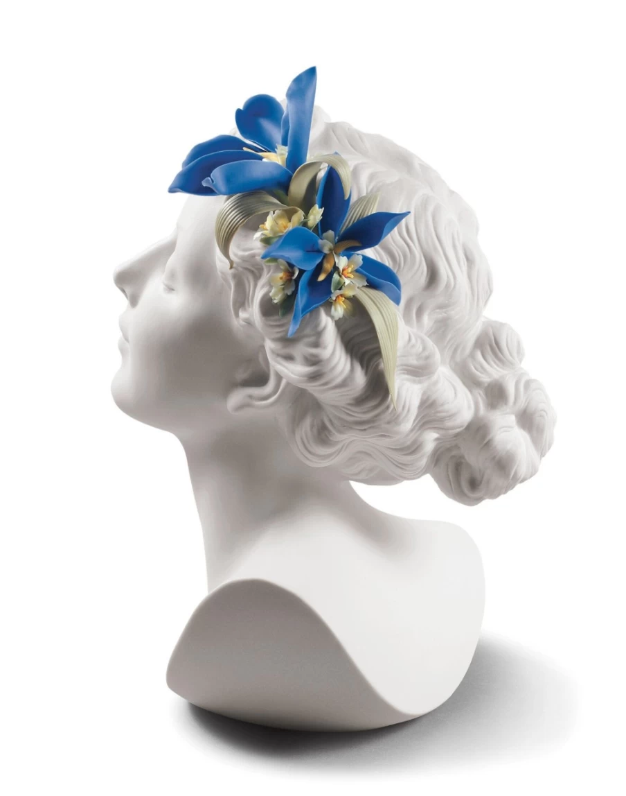 "Lladró Daisy With Flowers Porcelain Woman Bust Sculpture - Elegant Home Decor Collectible"