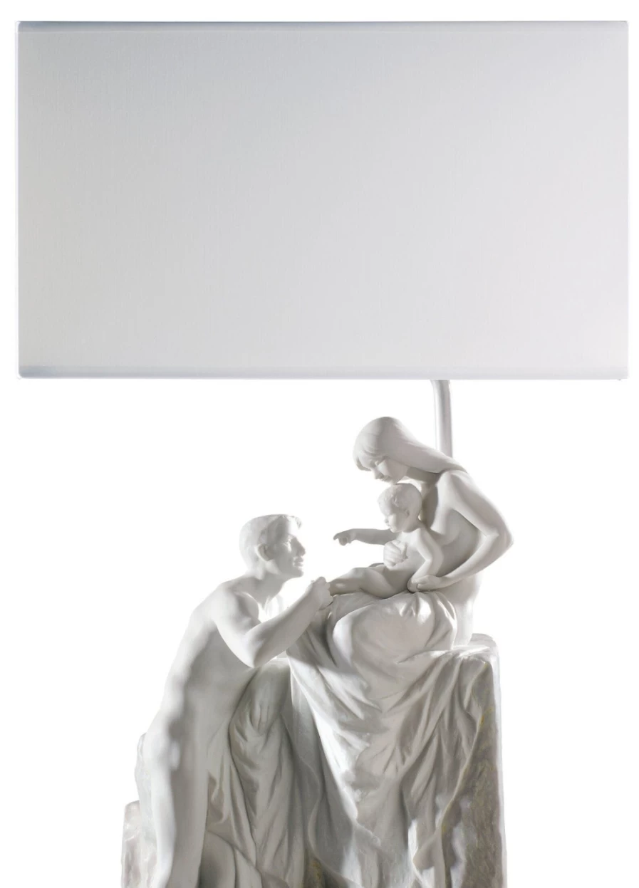 Lladró Elegant Family Table Lamp for Home Decor (US)