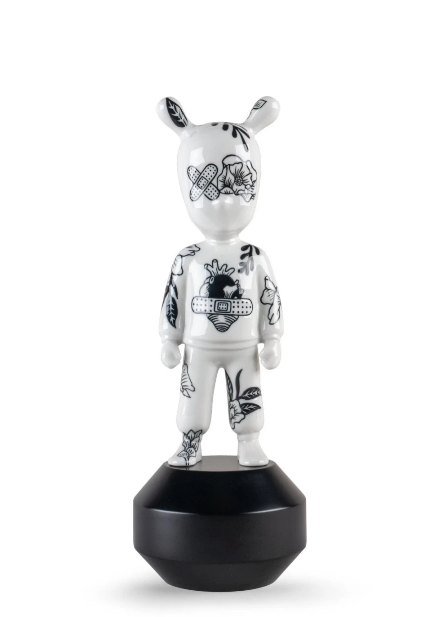 Lladró The Guest by Henn Kim Limited Edition Numbered Figurine - Small Art Model