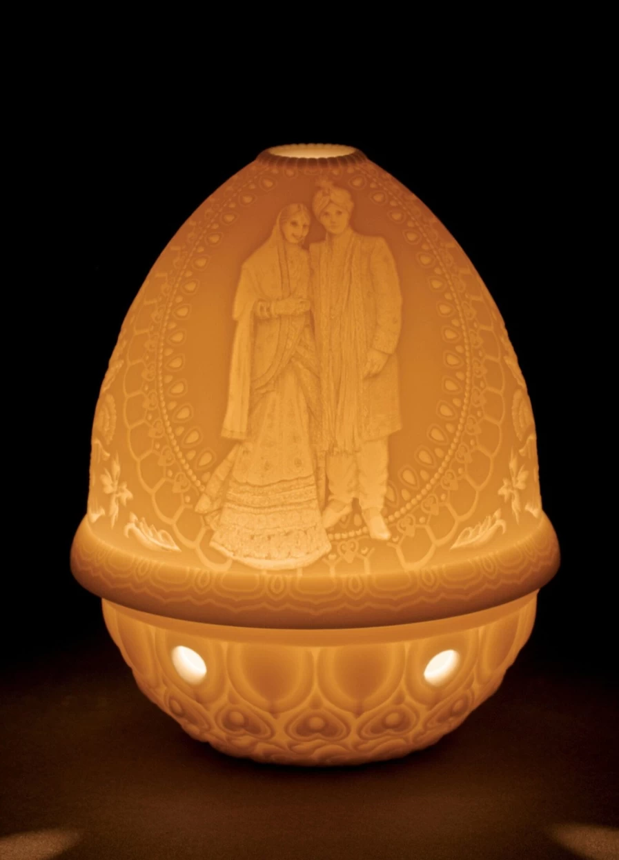 Lladró Indian Wedding Lithophane - Handcrafted Porcelain Night Light for Home Decor