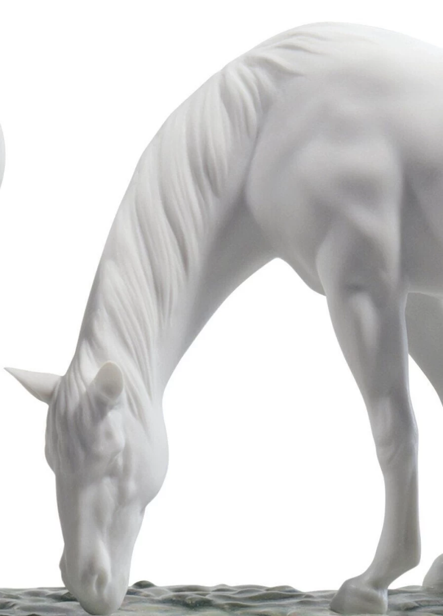 Lladró Porcelain Horses In The Meadow Figurine - Elegant Collectible Sculpture