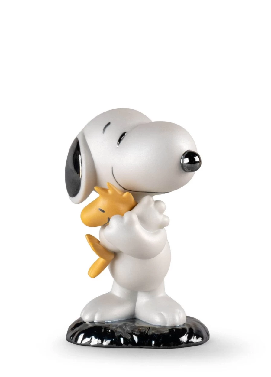 Lladró Snoopy™ Porcelain Figurine – Collectible Peanuts Character Statue