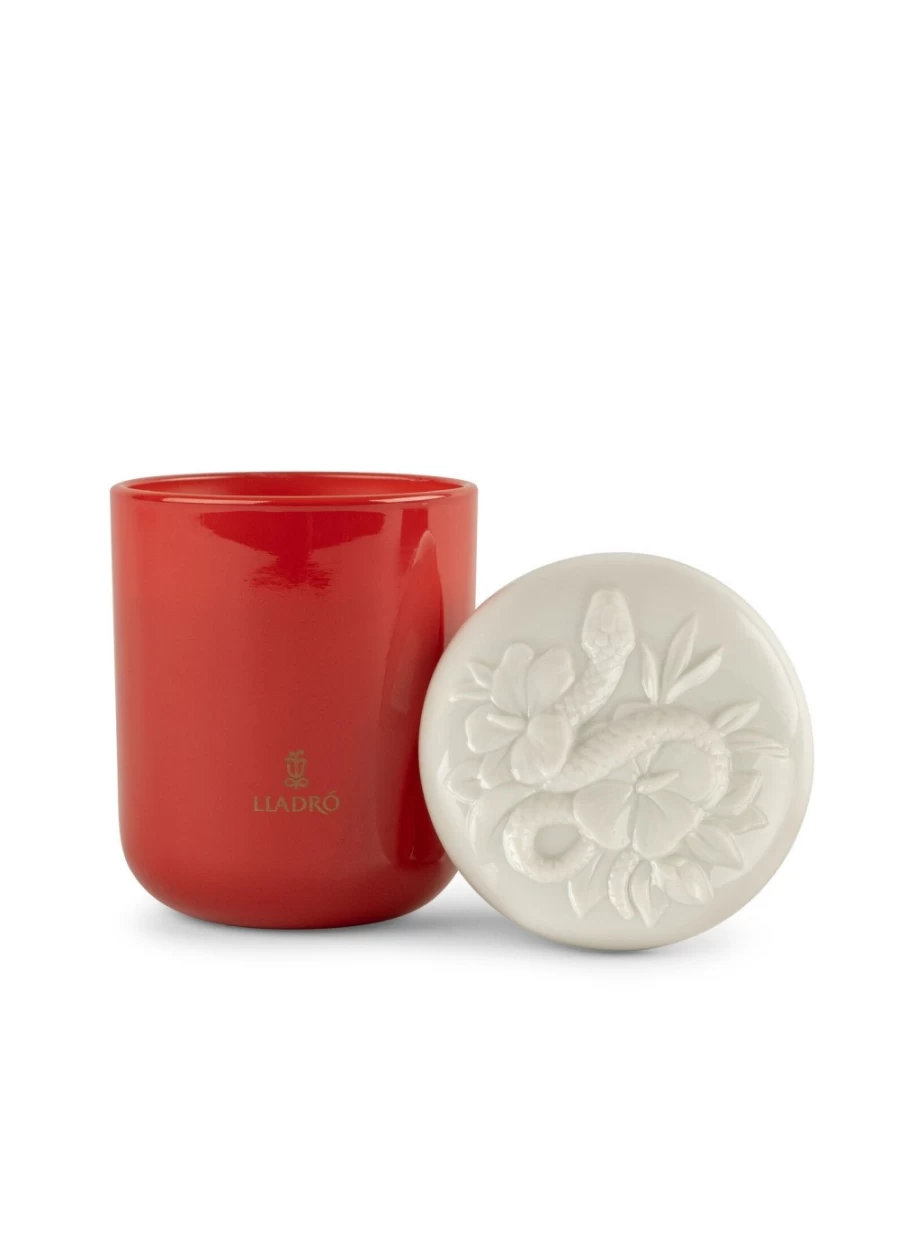 Lladró Oriental Snake Design Scented Candle - Exotic Home Decor