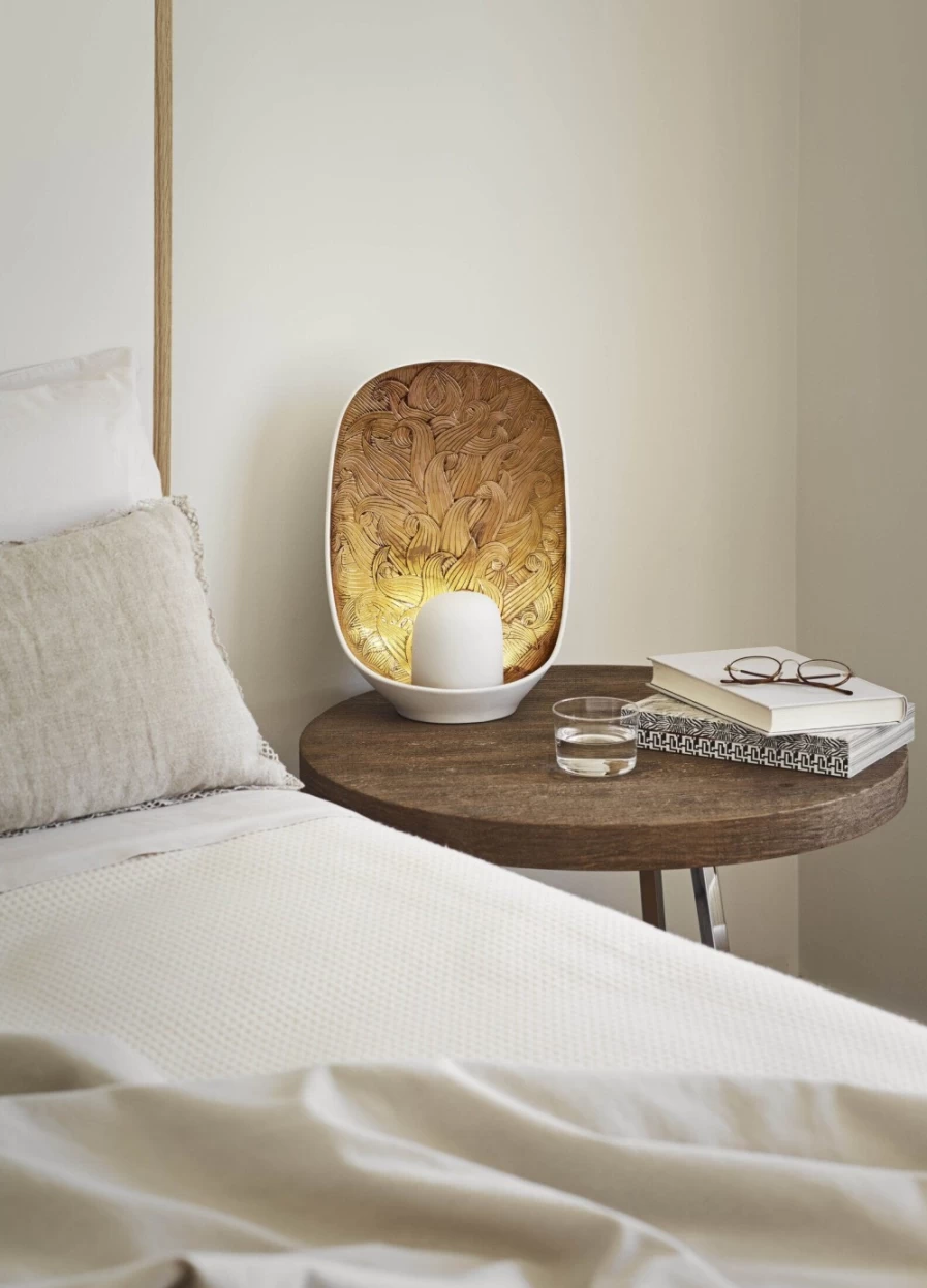 Lladró Mirage Table Lamp – Elegant Ceramic Lighting for Modern Interiors | USA