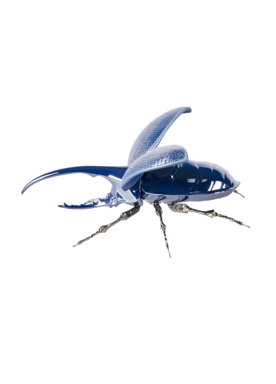 Lladró Hercules Beetle Sculpture - Handcrafted Porcelain Figurine for Collectors