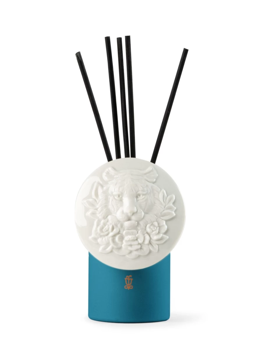 Lladró Moonlight Tiger Perfume Diffuser - Elegant Home Fragrance Decor