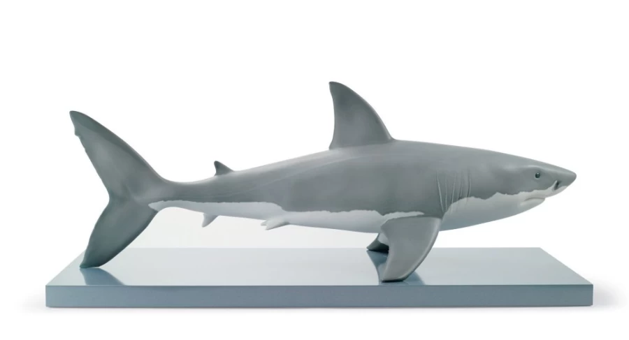 Lladró White Shark Porcelain Figurine – Handcrafted Collectible Sculpture