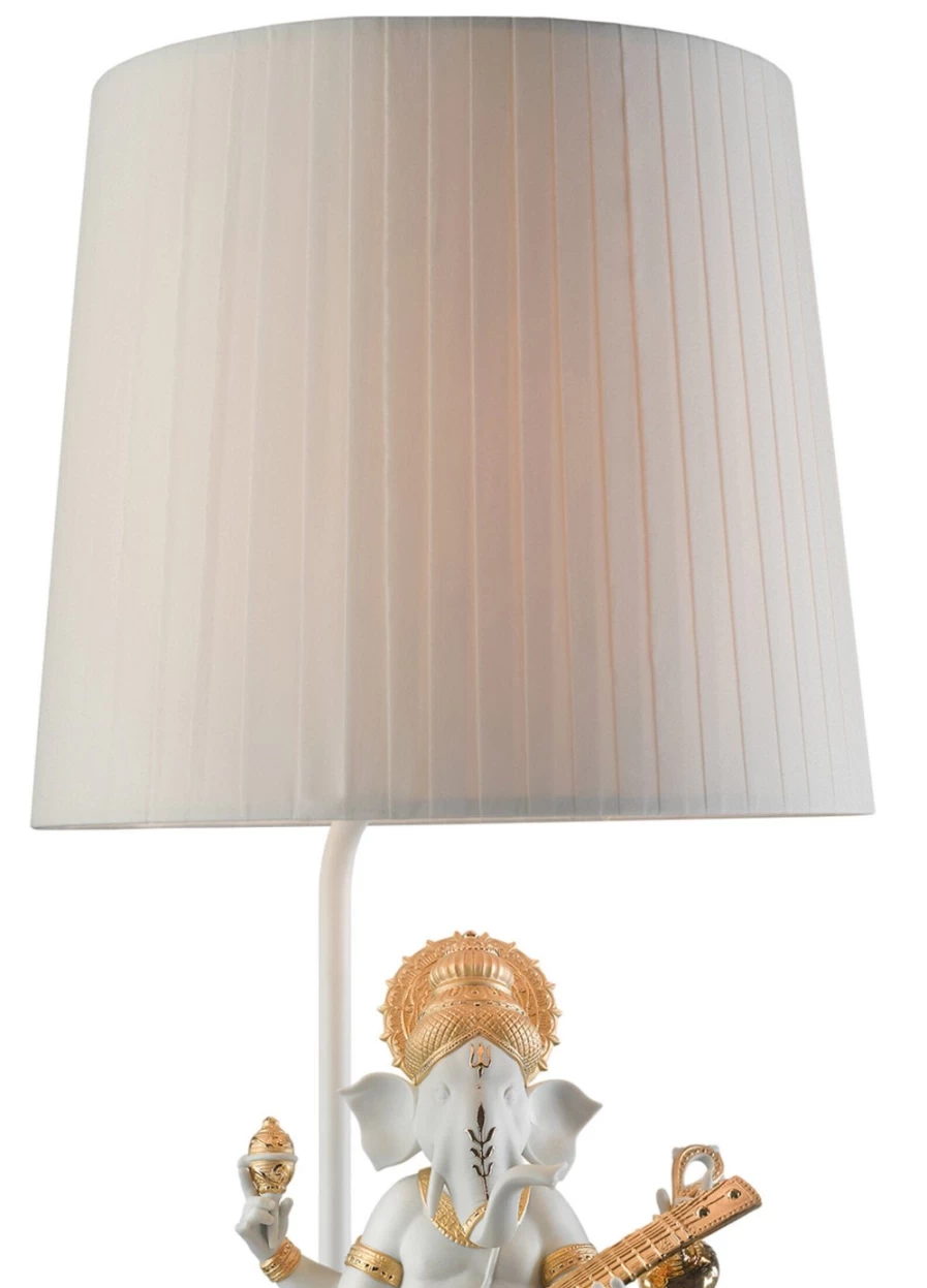 Lladró Golden Veena Ganesha Table Lamp – Elegant Handcrafted Decor for Home & Office