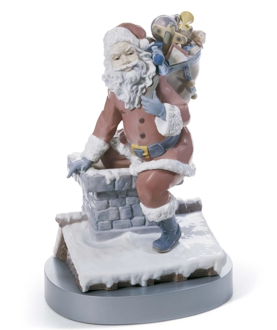 "Lladró Limited Edition Down The Chimney Santa Figurine – Collectible Christmas Decor"