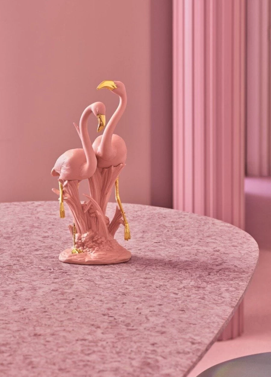 "Lladró Pink Flamingos Sculpture – Handcrafted Porcelain Art Figurine"
