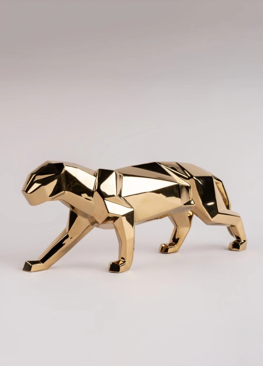 Lladró Golden Panther Porcelain Sculpture – Collectible Art Figurine