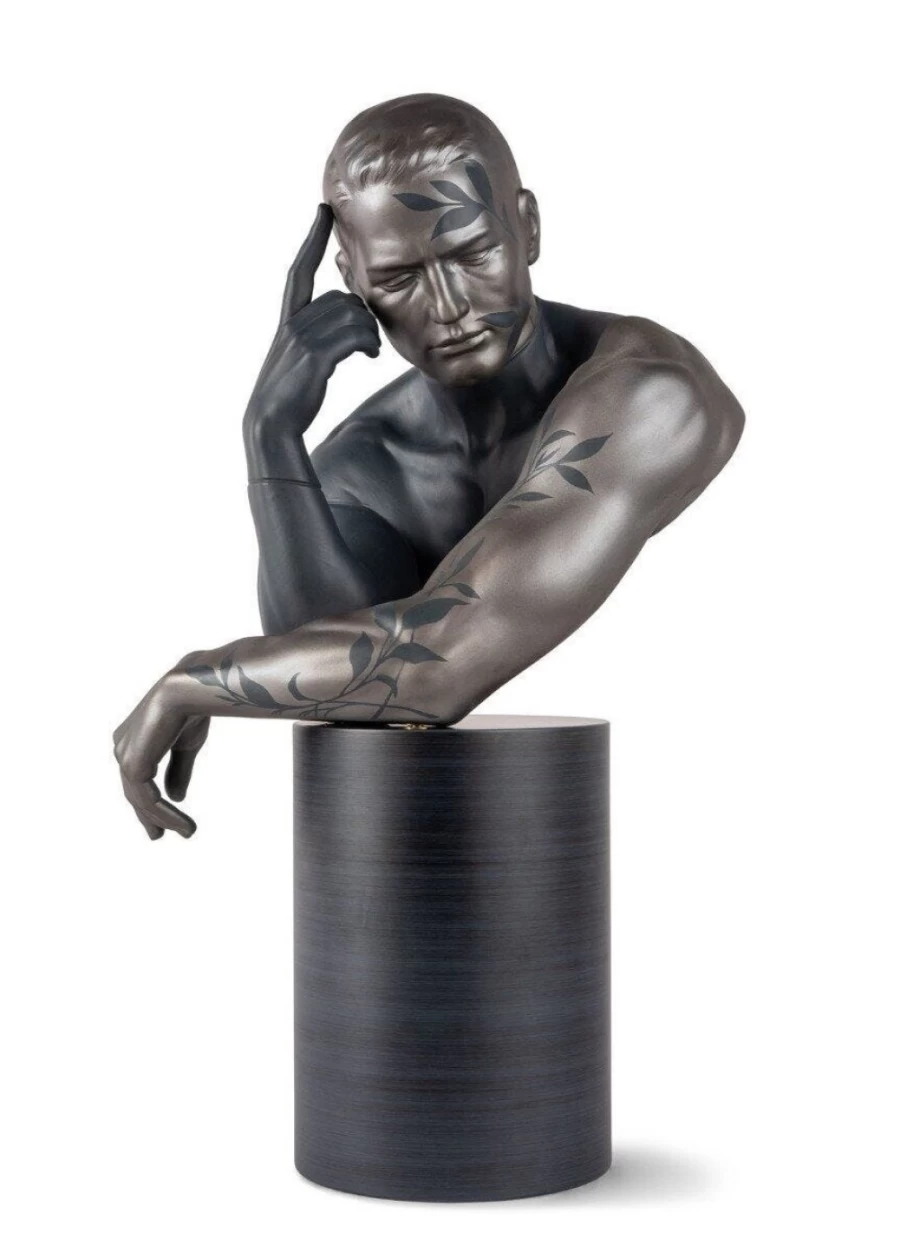 Lladró Him Sculpture - Elegant Reflections Of Nature Statue