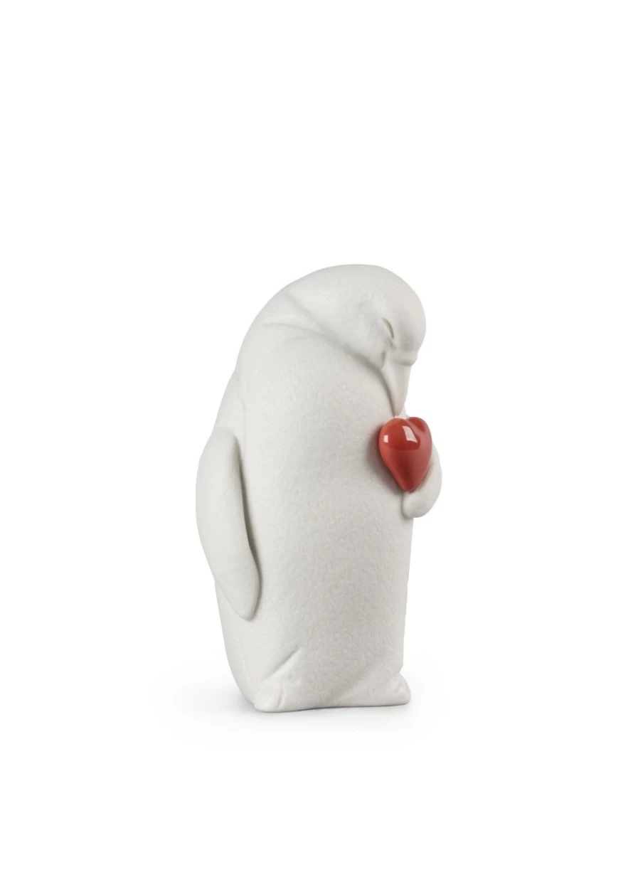 Lladró Colby Protective Penguin Porcelain Figurine - Elegant Collectible Decorative Statue