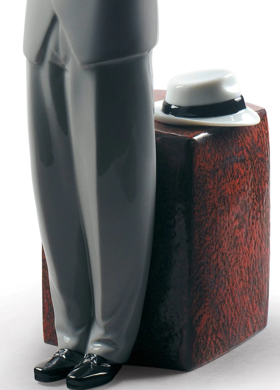 Lladró Jazz Trumpeter Figurine - Handcrafted Porcelain Music-Inspired Collectible Statue