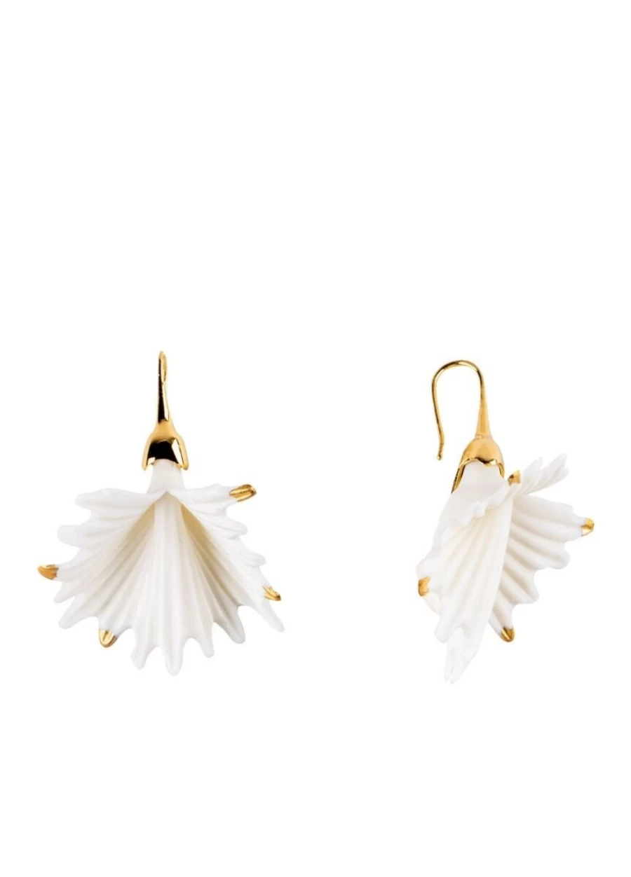 Lladró Actinia Short Earrings in White and Gold – Elegant Shine & Luxury Design