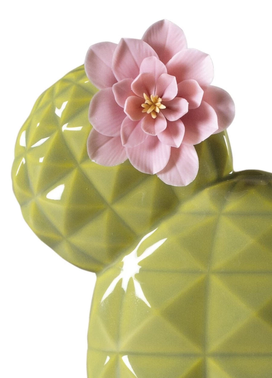 Lladró Opuntia Cactus Essential Oil Diffuser with Gardens of Valencia Fragrance