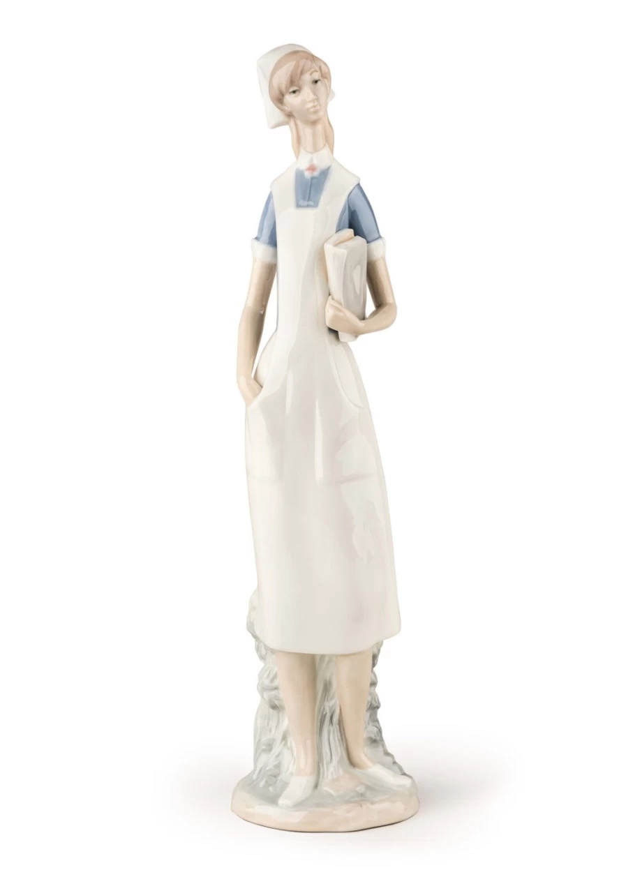 Lladró Porcelain Nurse Figurine - Handcrafted Collectible Sculpture