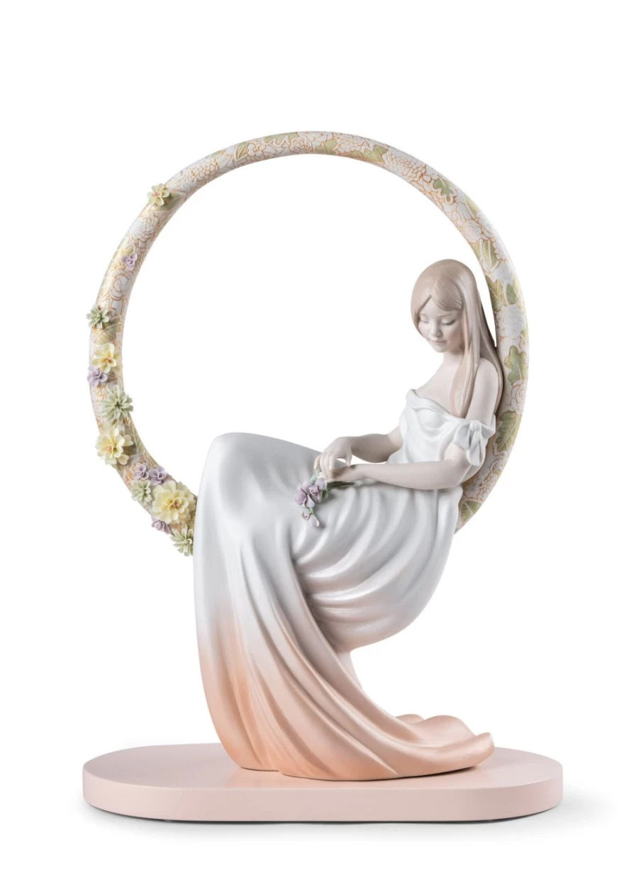 Lladró In Her Thoughts Porcelain Woman Figurine - Elegant Home Decor Collectible