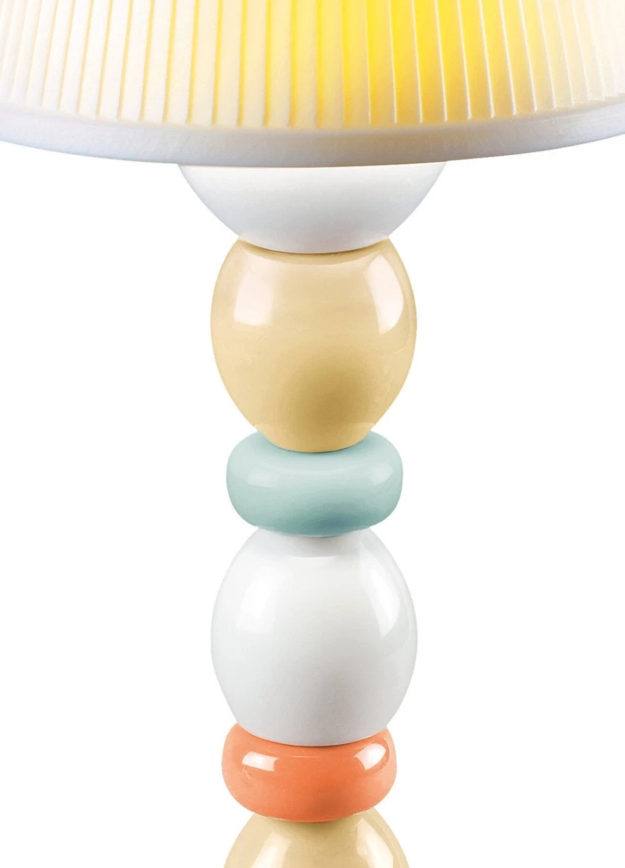 Lladró Pale Blue Palm Firefly Table Lamp – Handcrafted Ceramic Lighting Decor