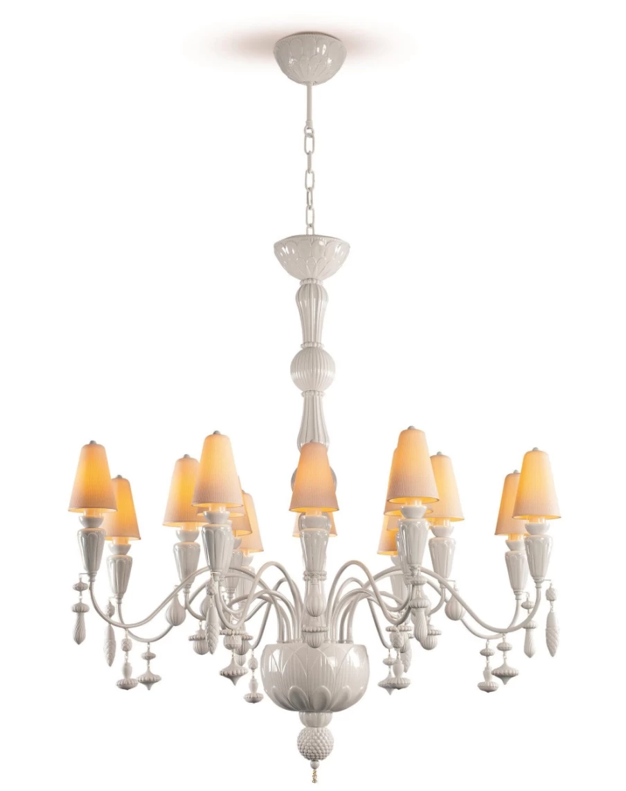 Lladró Ivy And Seed 16-Light Chandelier - Medium Flat Design in White (US)