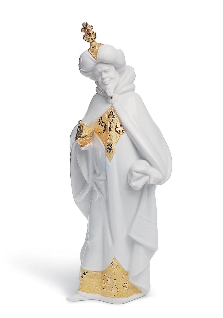 Lladró Golden King Balthasar Nativity Figurine – Handcrafted Porcelain Christmas Decoration
