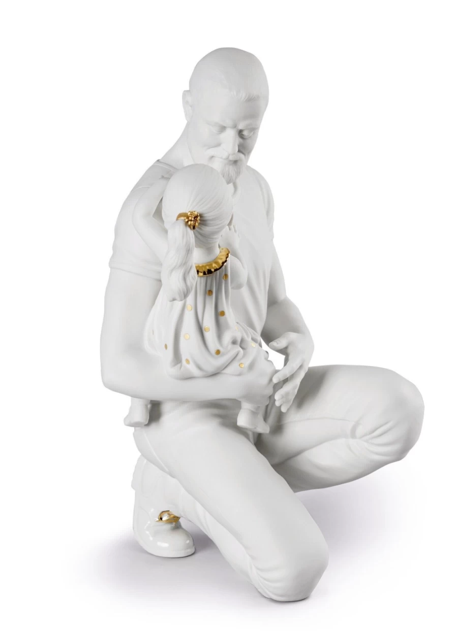 Lladró Golden & White Luster "In Daddy's Arms" Porcelain Figurine