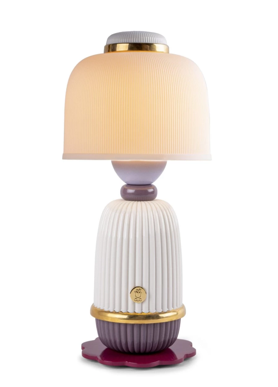 Lladró Cream Kokeshi Lamp - Handcrafted Japanese Style Decorative Lighting