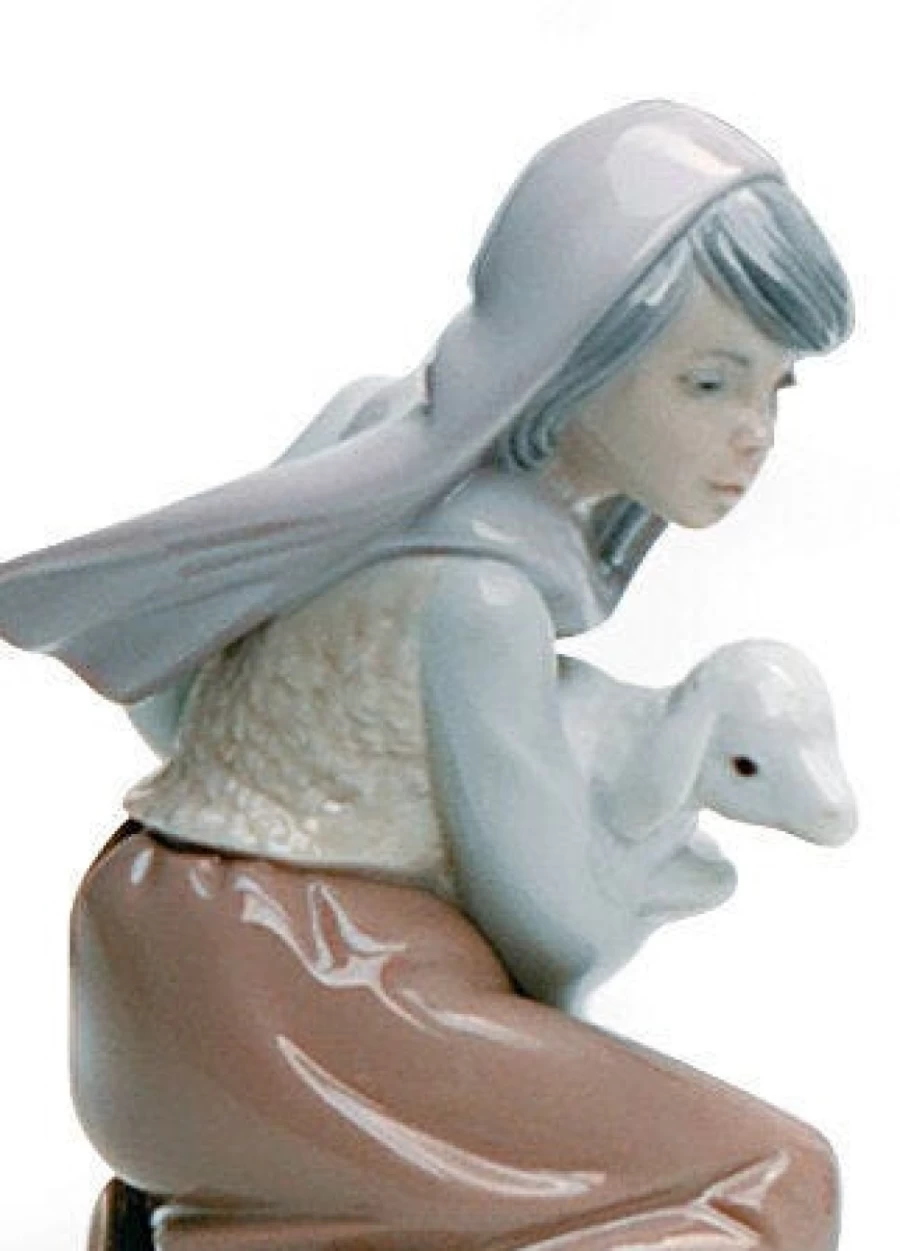 Lladró Lost Lamb Nativity Figurine - Handcrafted Porcelain Christmas Decor