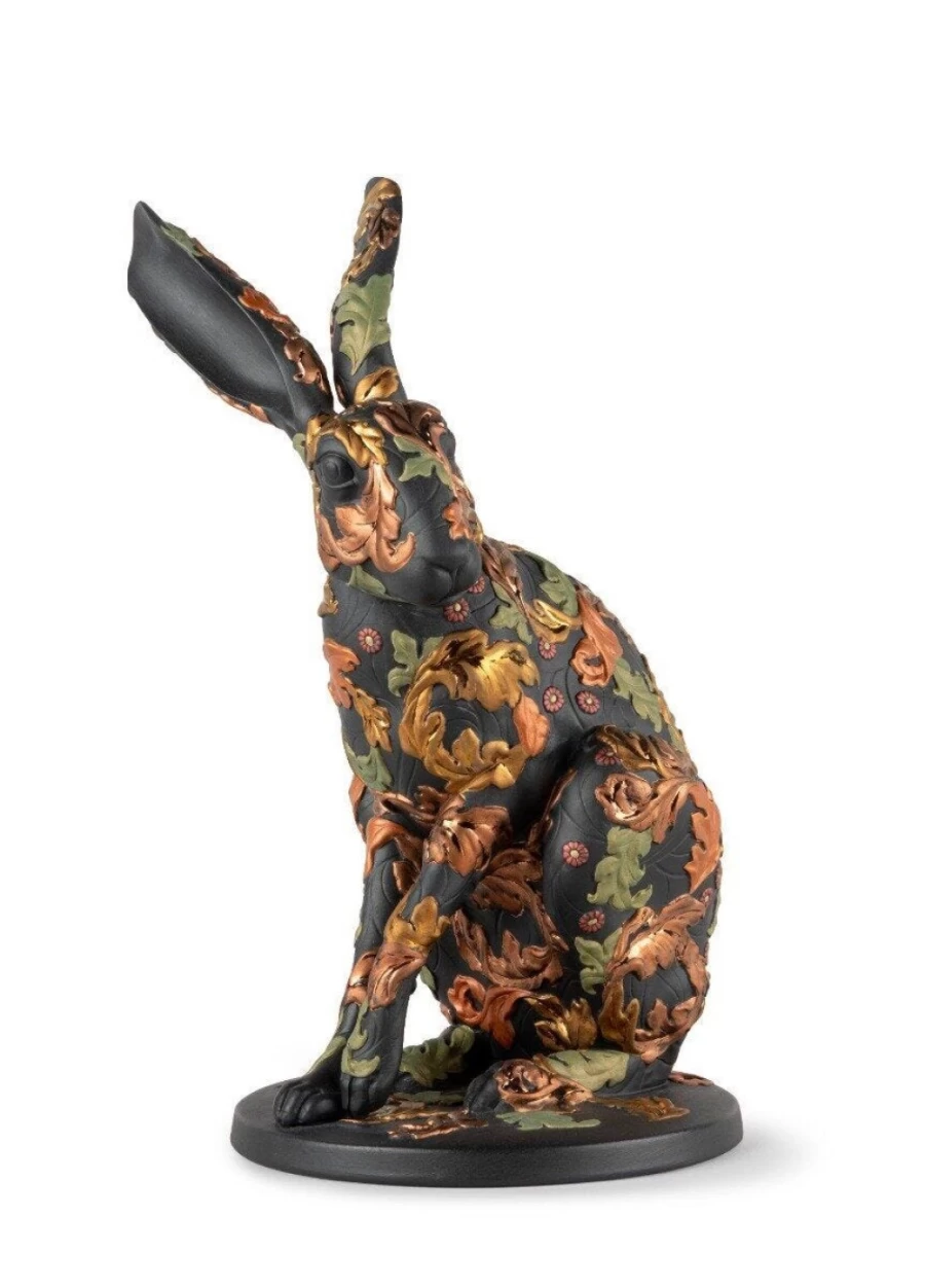 "Lladró Limited Edition Forest Hare Sculpture – Collectible Porcelain Art"