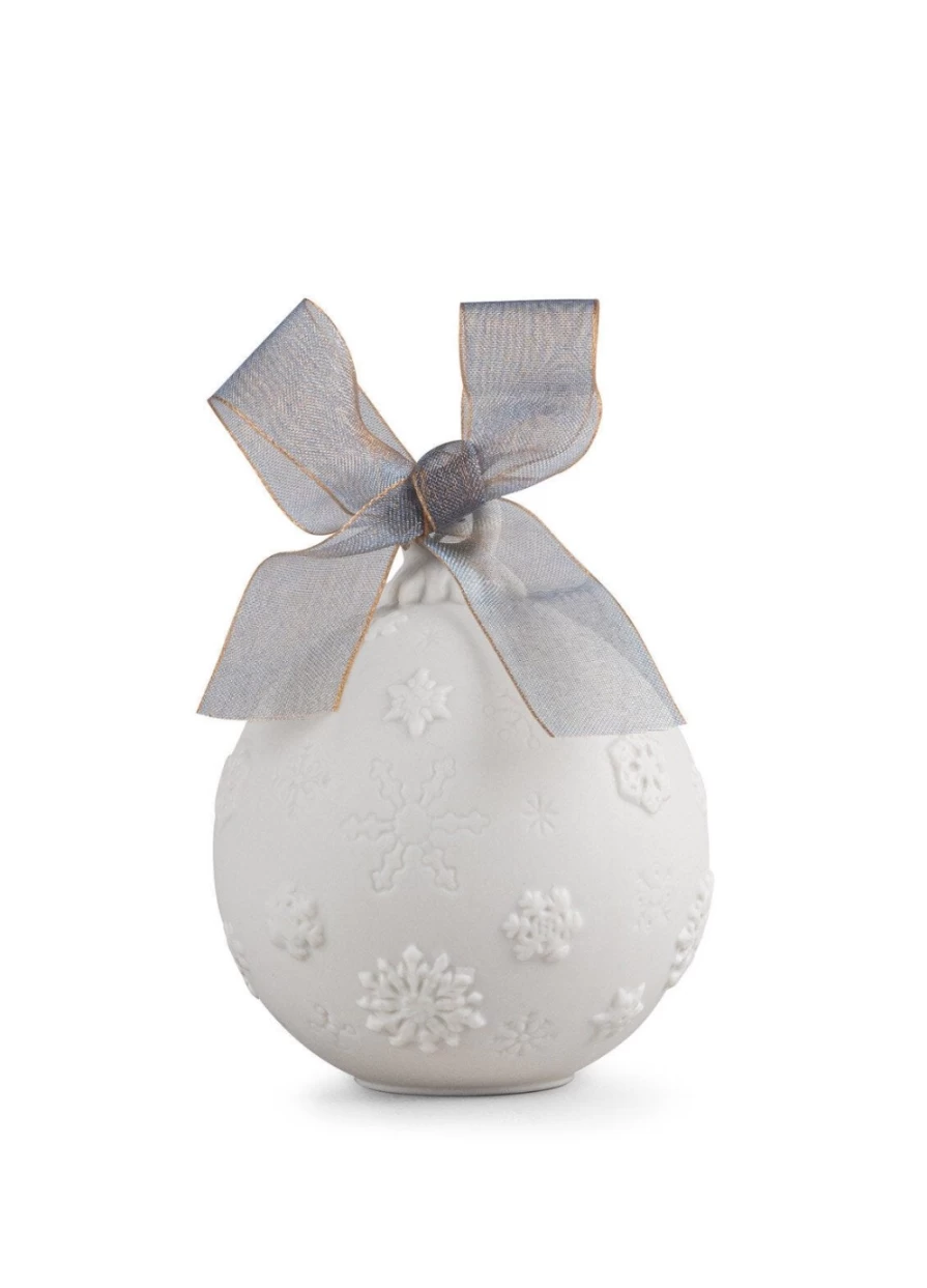 "Lladró 2022 Christmas Ball - Handcrafted Porcelain Holiday Ornament"