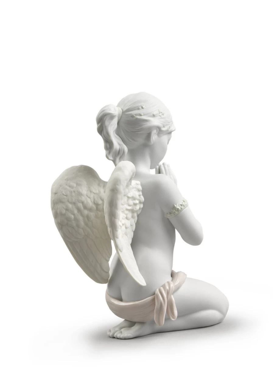 Lladró Heavenly Prayer Angel Figurine - Handcrafted Porcelain Collectible Art Piece