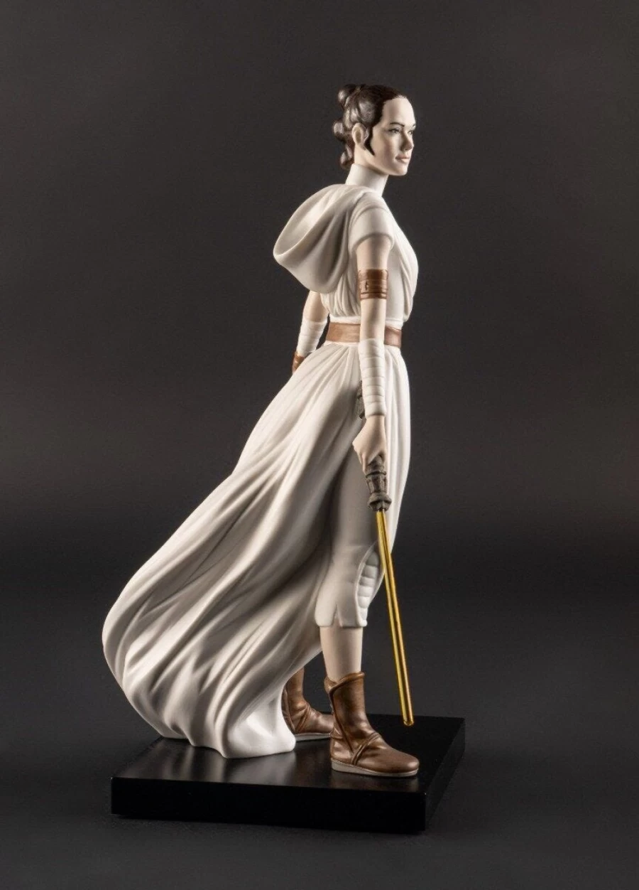 Lladró Rey™ Collectible Porcelain Figurine – Limited Edition Star Wars Character Statue