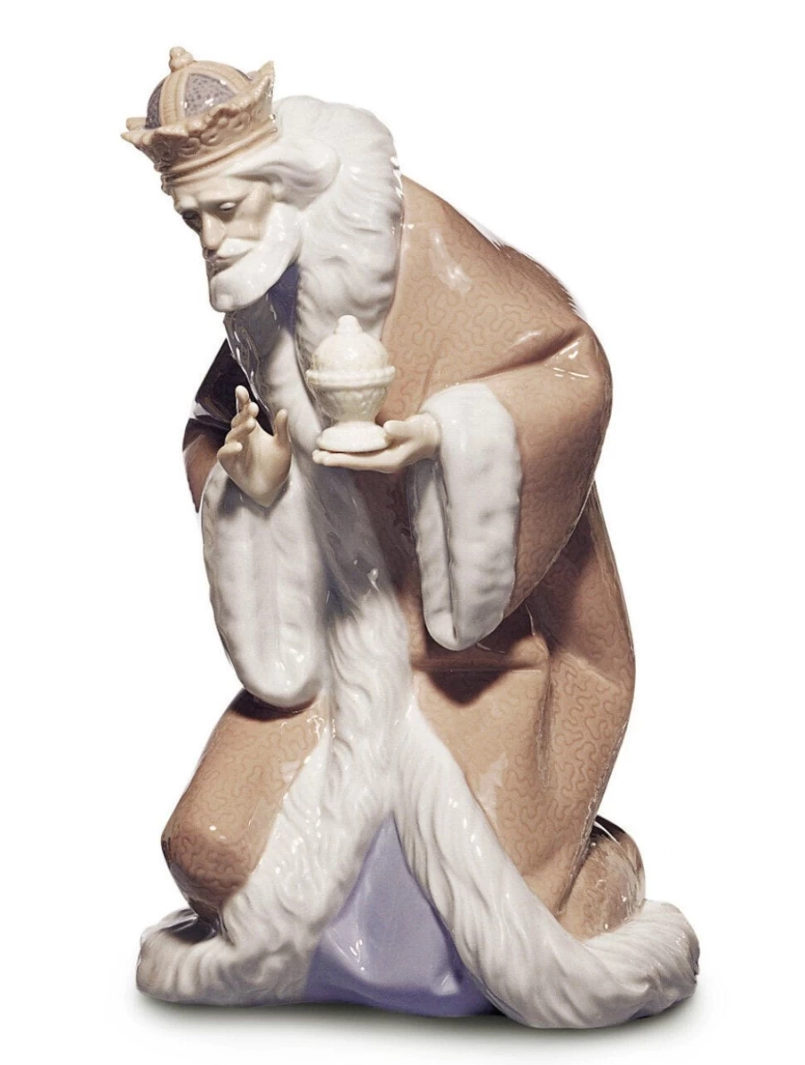 Lladró King Melchior Nativity Figurine - Handcrafted Porcelain Christmas Decoration