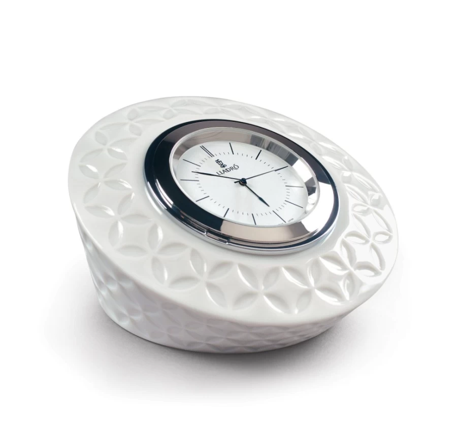 Lladró Infinite Round Clock – Elegant Designer Wall Clock for Modern Interiors
