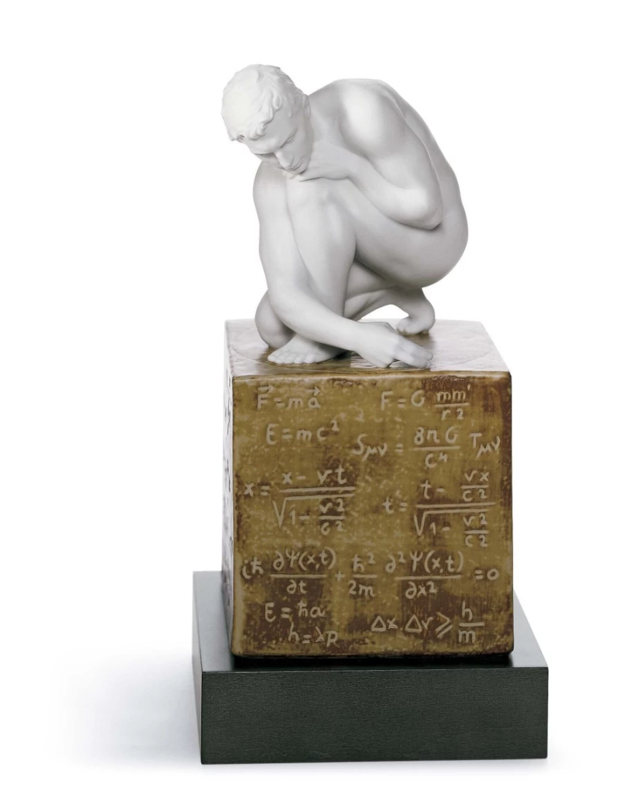 Lladró Scientia Man Porcelain Figurine – Handcrafted Collectible Art Statue