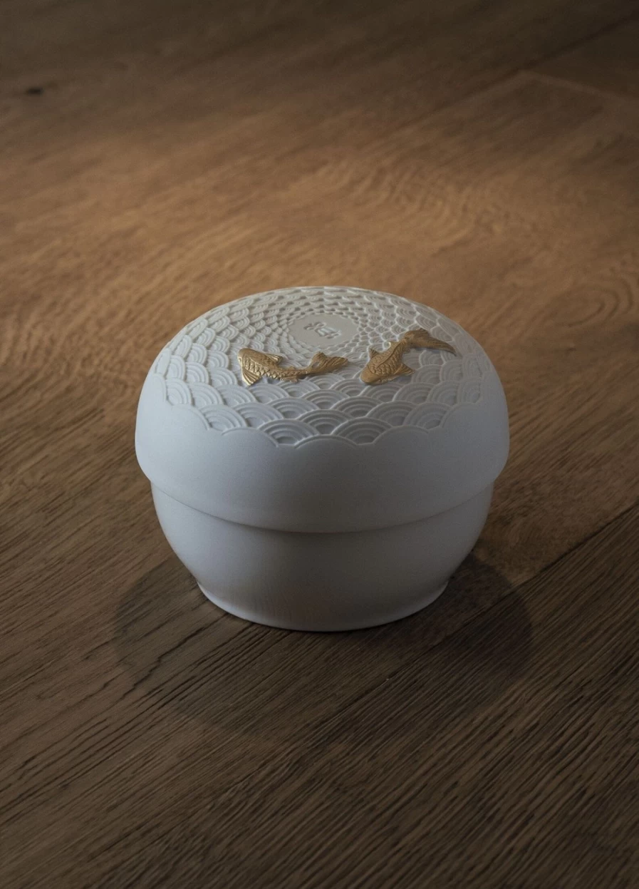 Lladró Golden Luster Koi Box - Handcrafted Porcelain Collectible