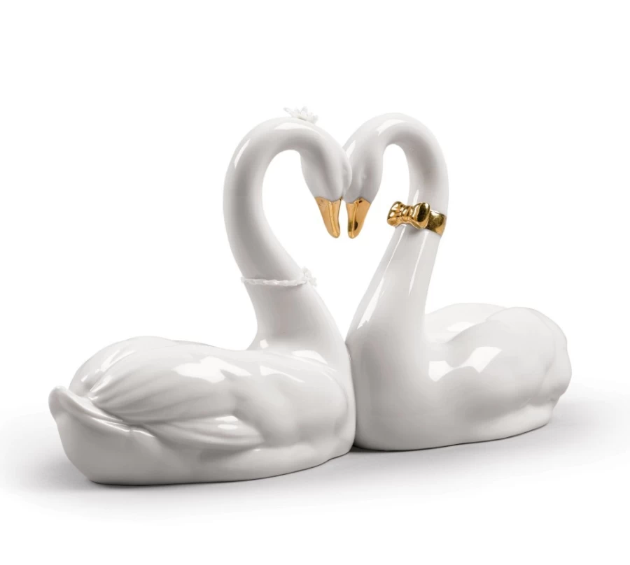 Lladró Golden Swan Figurine - Endless Love Collection - Elegant Home Decor