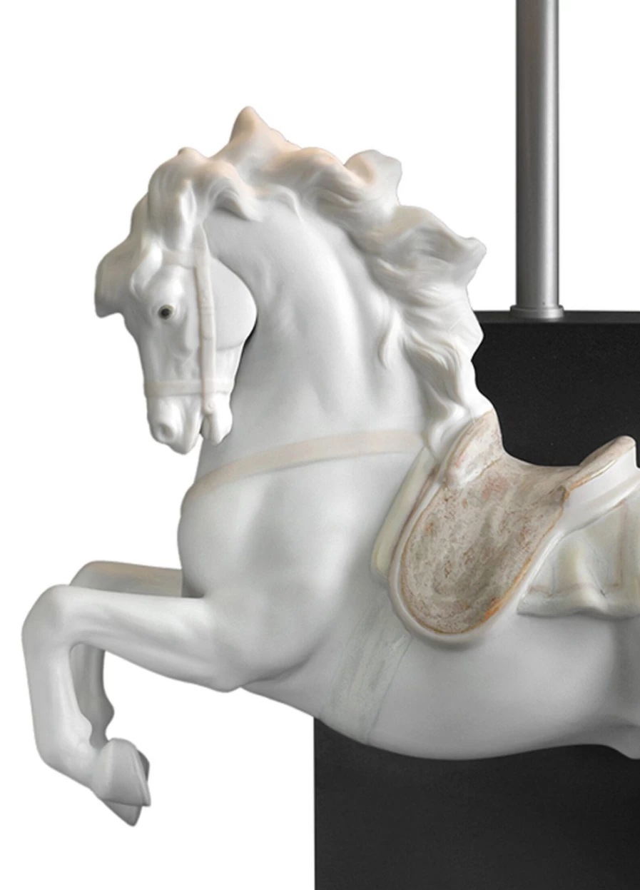 Lladró Horse On Pirouette Table Lamp - Elegant Equestrian Decor for Home & Office