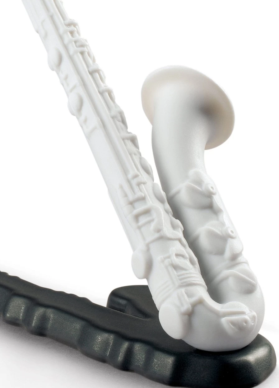 Lladró Porcelain Saxophone Figurine - Elegant Collectible Music-Inspired Sculpture