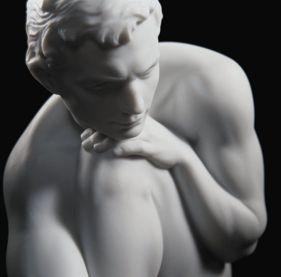 Lladró Scientia Man Porcelain Figurine – Handcrafted Collectible Art Statue