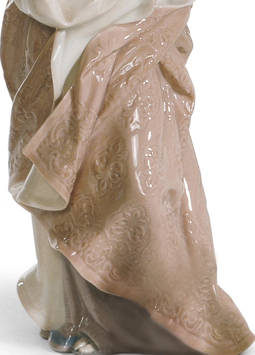 Lladró Saint Joseph Nativity Figurine - Handcrafted Porcelain Christmas Decor