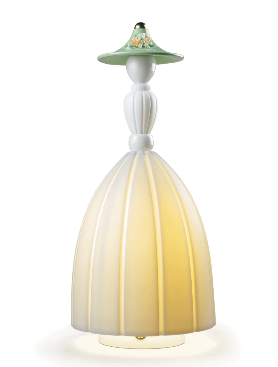 Lladró Mademoiselle Daniela Porcelain Table Lamp – Elegant Home Decor (US)