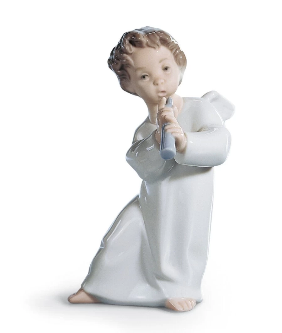 "Lladró Angel With Flute Porcelain Figurine – Handcrafted Collectible Statue"