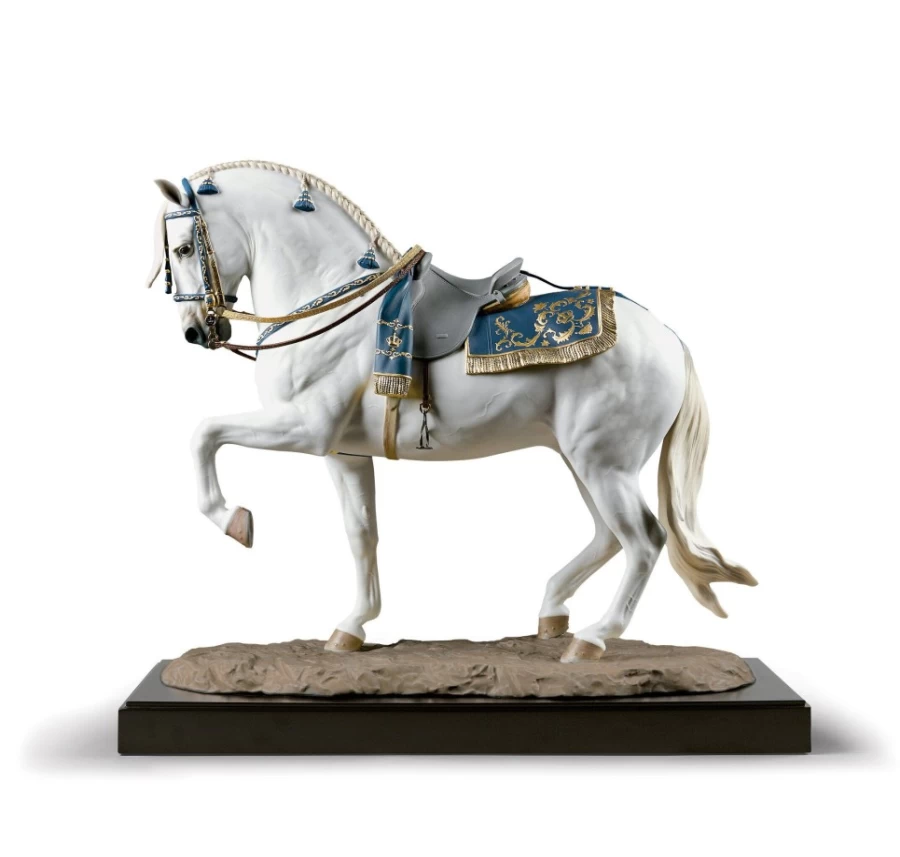 "Lladró Limited Edition Spanish Pure Breed Horse Sculpture – Collectible Porcelain Art"