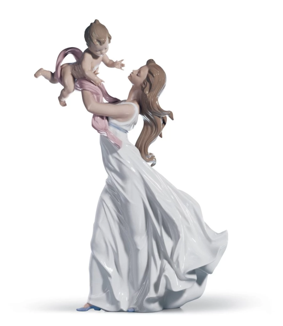 Lladró My Little Sweetie Porcelain Mother Figurine - Elegant Collectible Statue